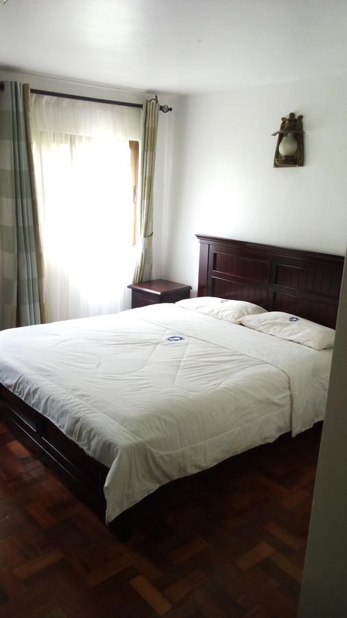 White Horse Inn Kabale Exterior foto